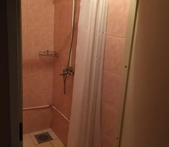 Отель Oravapesa