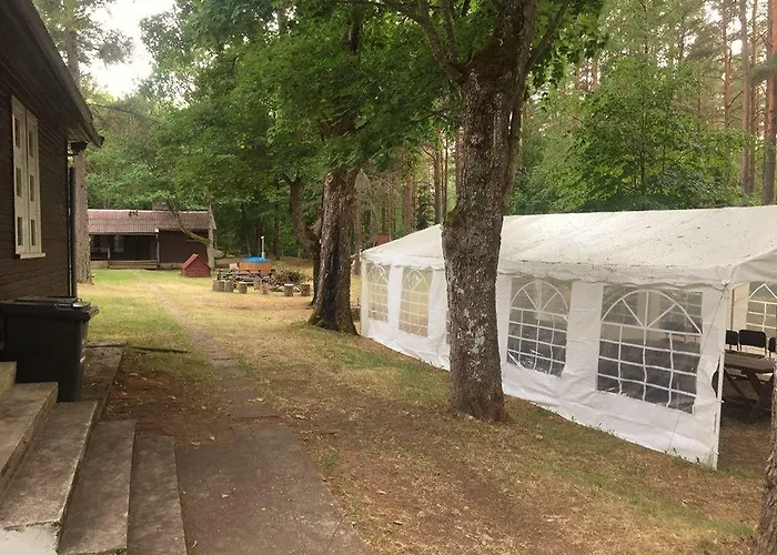 Oravapesa * Хяядемеесте